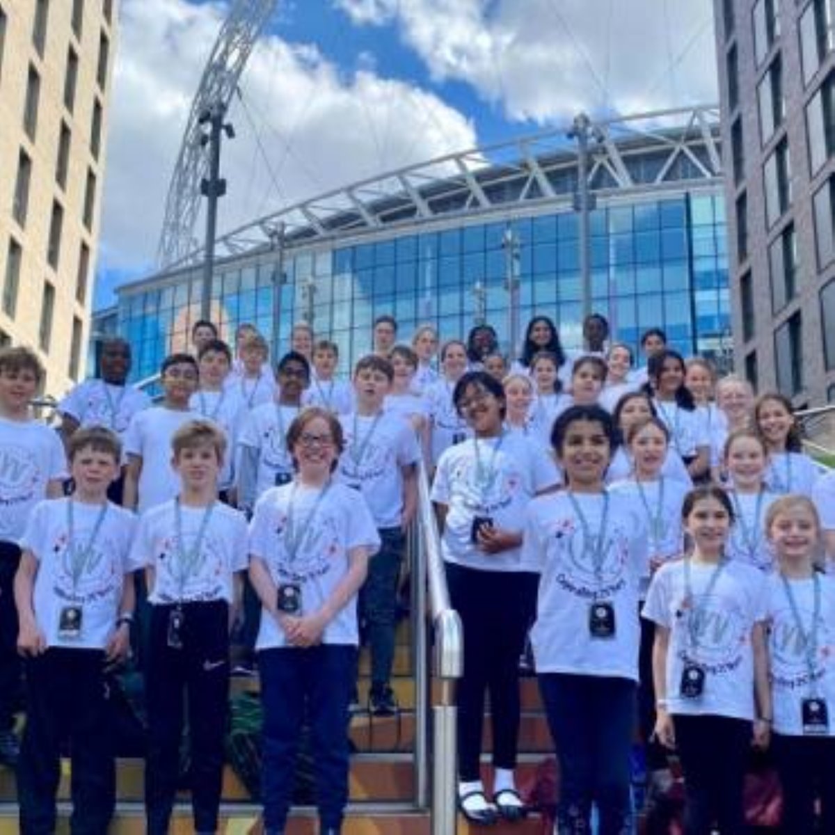 junior-choir-live-at-wembley-arena-news-claires-court-school